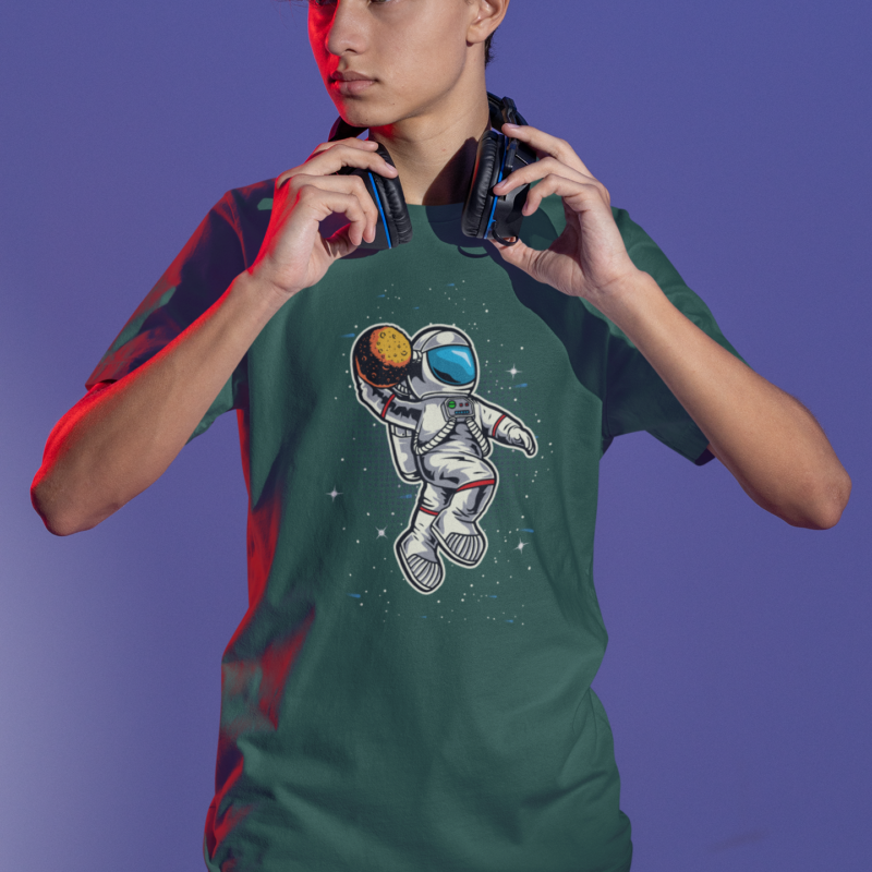 t shirt mockup of a serious gamer about to put on some headphones m28451 (3)