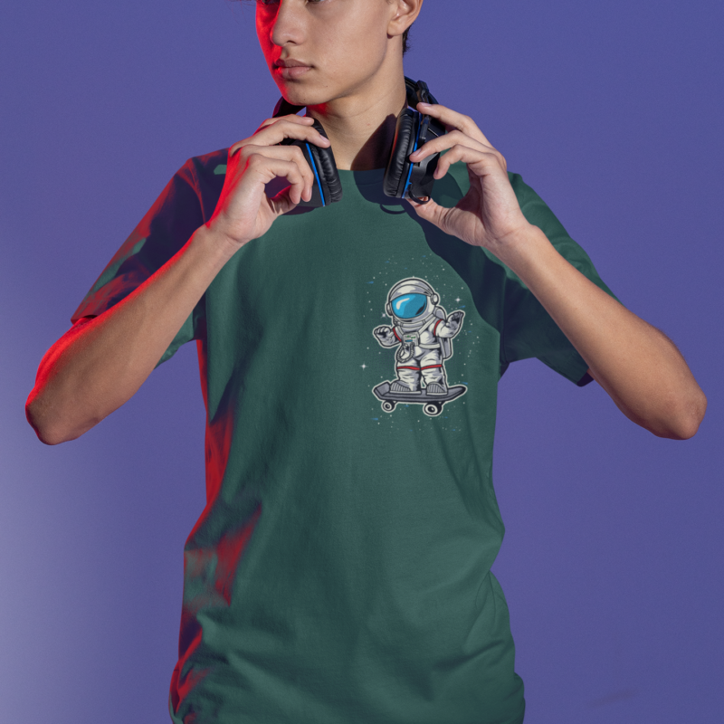 t shirt mockup of a serious gamer about to put on some headphones m28451 (6)