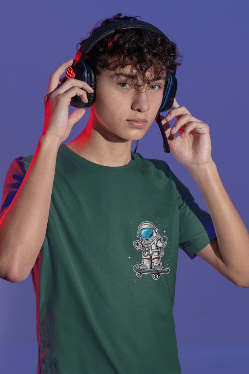 tee mockup featuring a teen gamer wearing headphones m28454 (6)